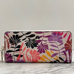 NEW Kate Spade Hawaii Exclusive Slim Continental Wallet Zip Around Clutch